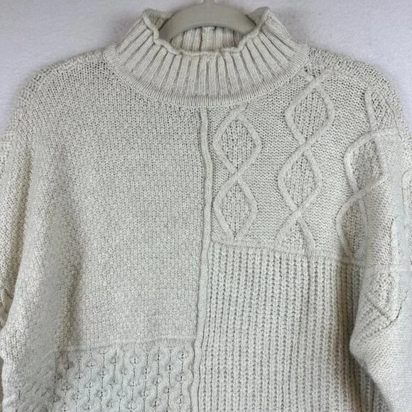 American Eagle Cream Knit Pullover Sweater 3D Print Womens Size S Grandmacore - Picture 2 of 11